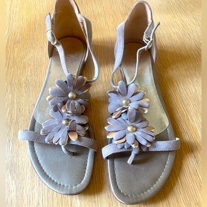 Unisa floral sandals